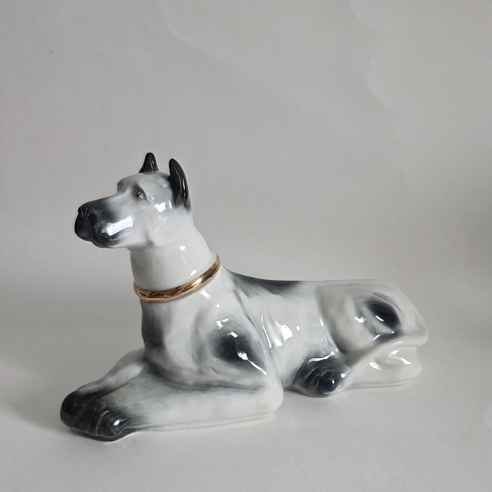Vintage James Beam 1976 Great Dane Regal China Dog Decanter Empty